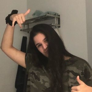 Meet your Posher, Ana